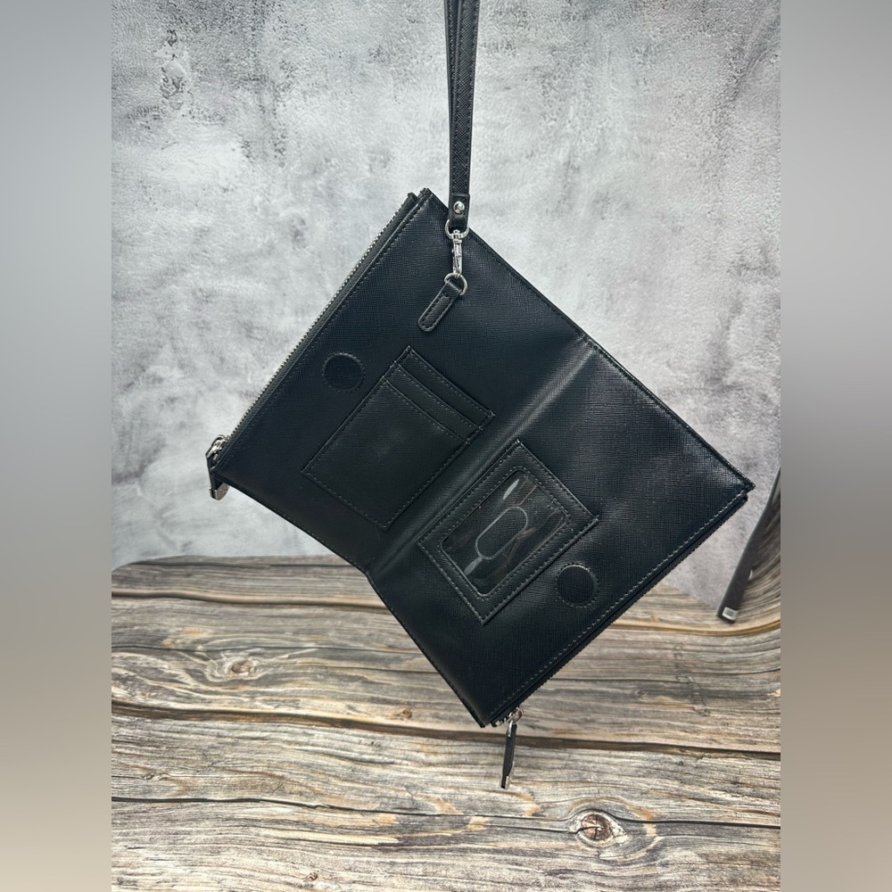 Guess folding wallet wristlet black patent vegan leather EUC - Picture 8 of 12